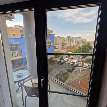 Apartment Sisi *
