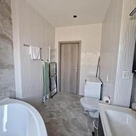 Apartment Sisi *