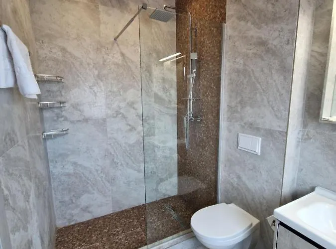 Sisi كونستانتا